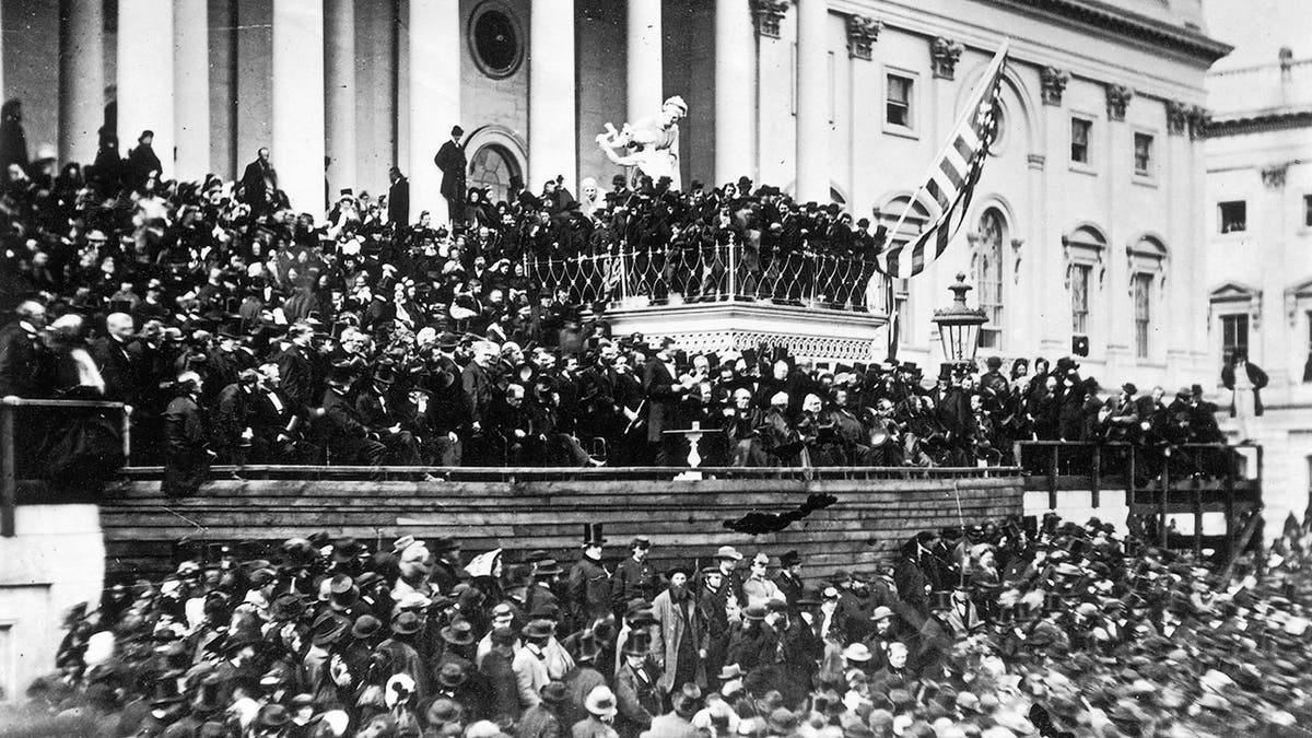 Lincoln inauguration